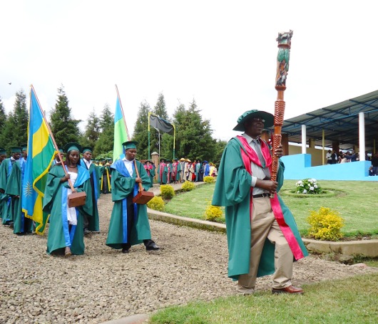 Uroczyste zakończenie roku akademickiego w Busogo, Rwanda