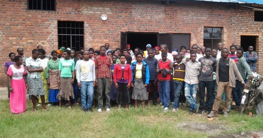 Wypłata stypendiów, Nyakinama, Rwanda