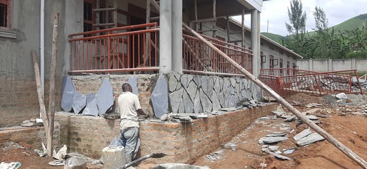 Budowa porodówki w Nyabwina w Ugandzie Budowa porodówki w Nyabwina w Ugandzie